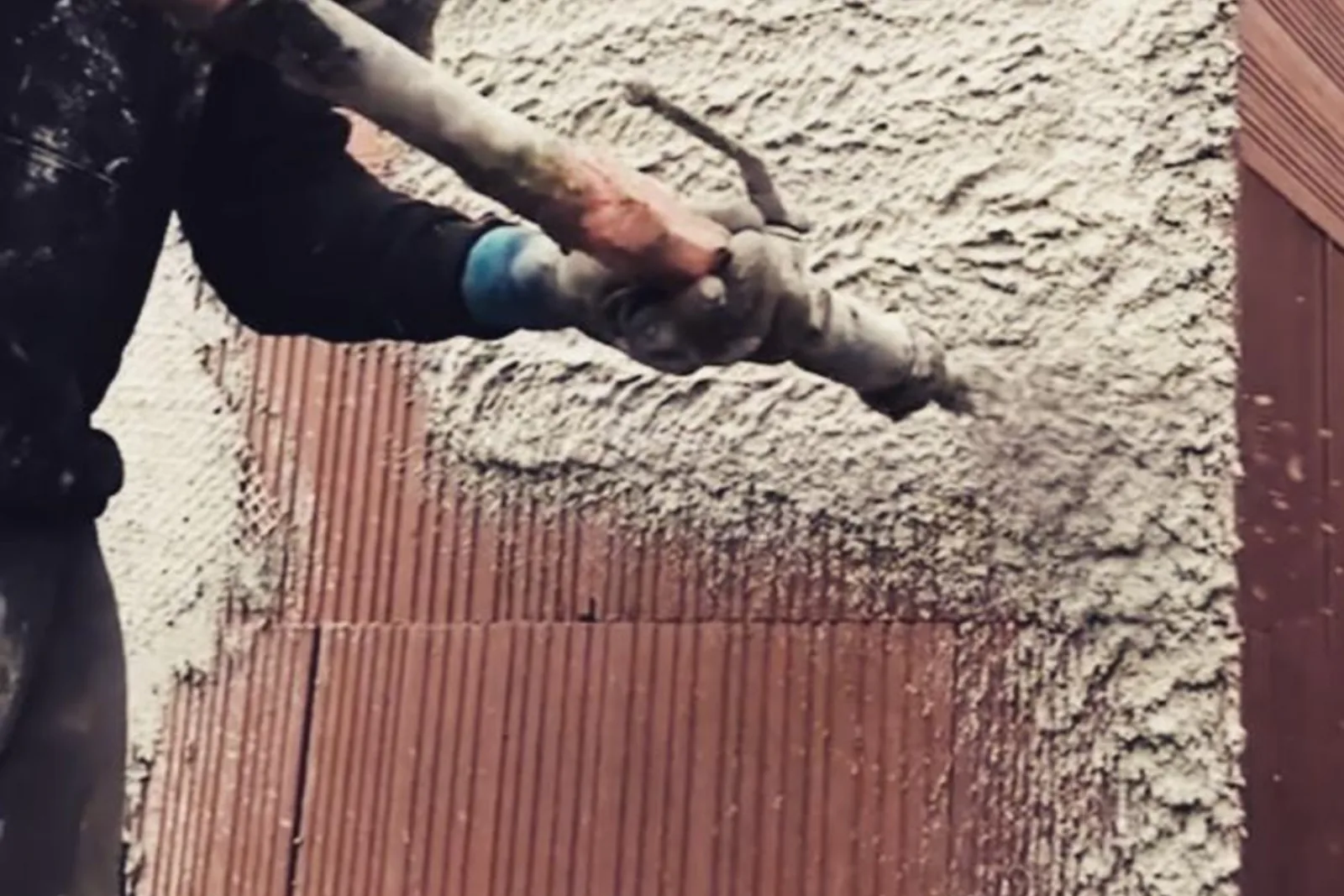 Strojno žbukanje zidova u novogradnji