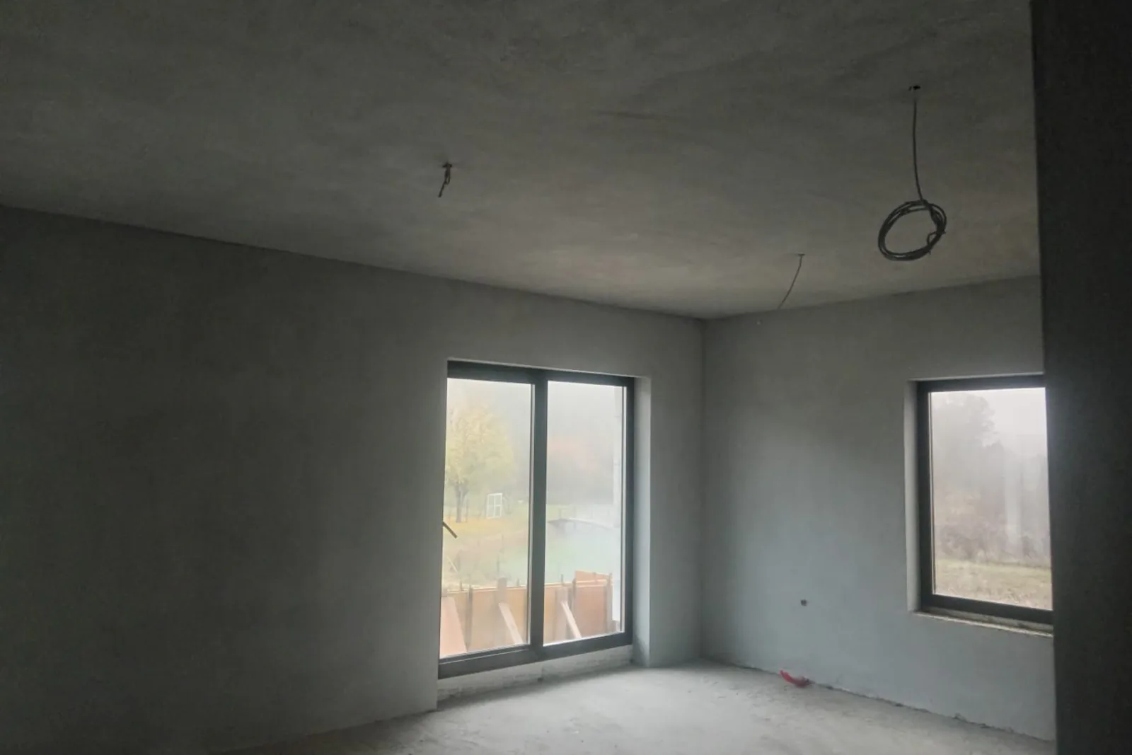 Kutovi zidova s precizno izvedenim rubovima